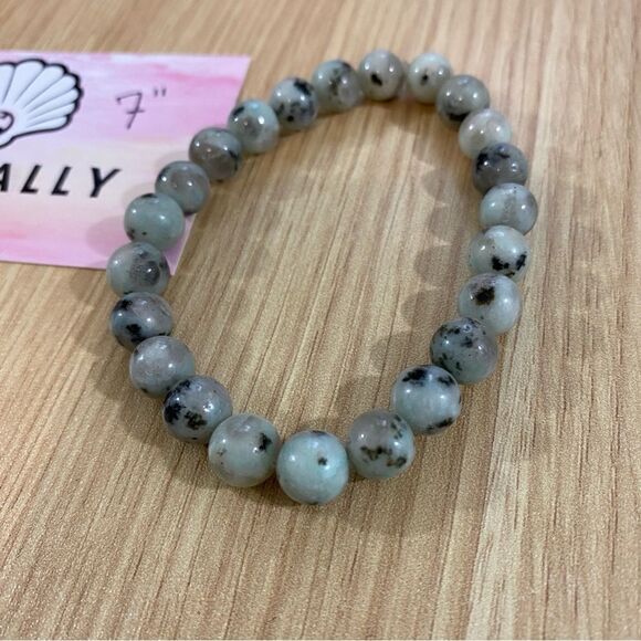 Kiwi Jasper handmade crystal bracelet // 7” - Picture 2 of 3